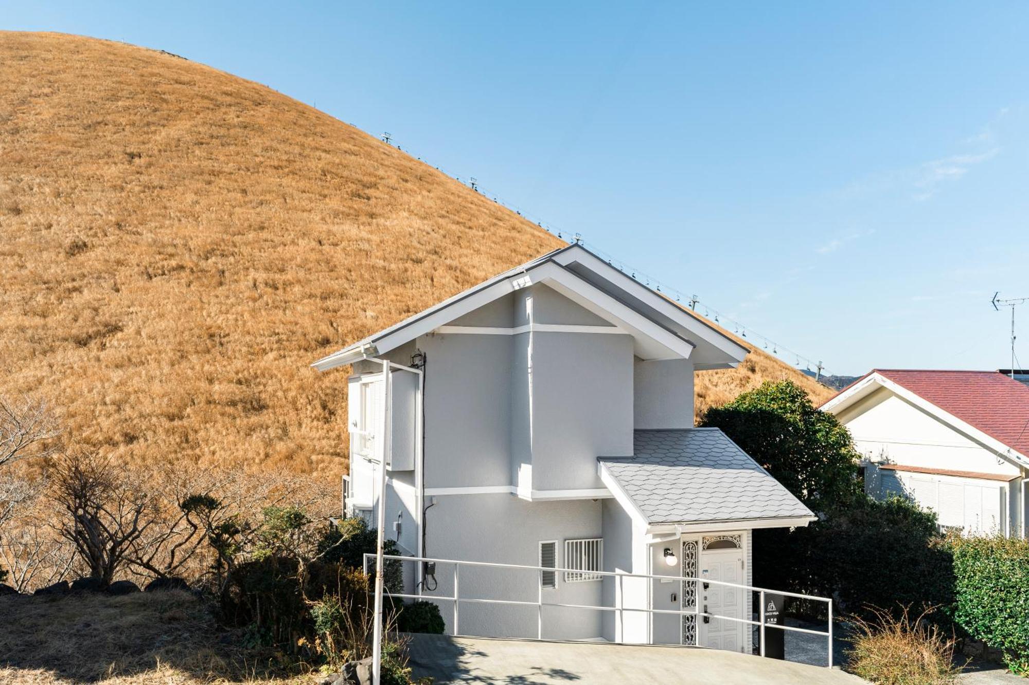 スマートステイ大室山2合目 Villa Futo Exteriör bild
